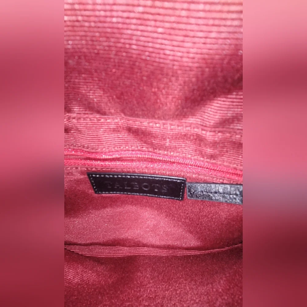 Talbots Houndstooth Clutch with Gold Clasp - Picture 6 of 7